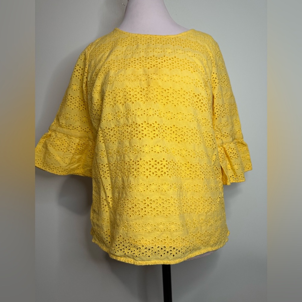Talbots BrightYellow Eyelet 100% cotton Women's 3/4 sleeve blouse in size LP